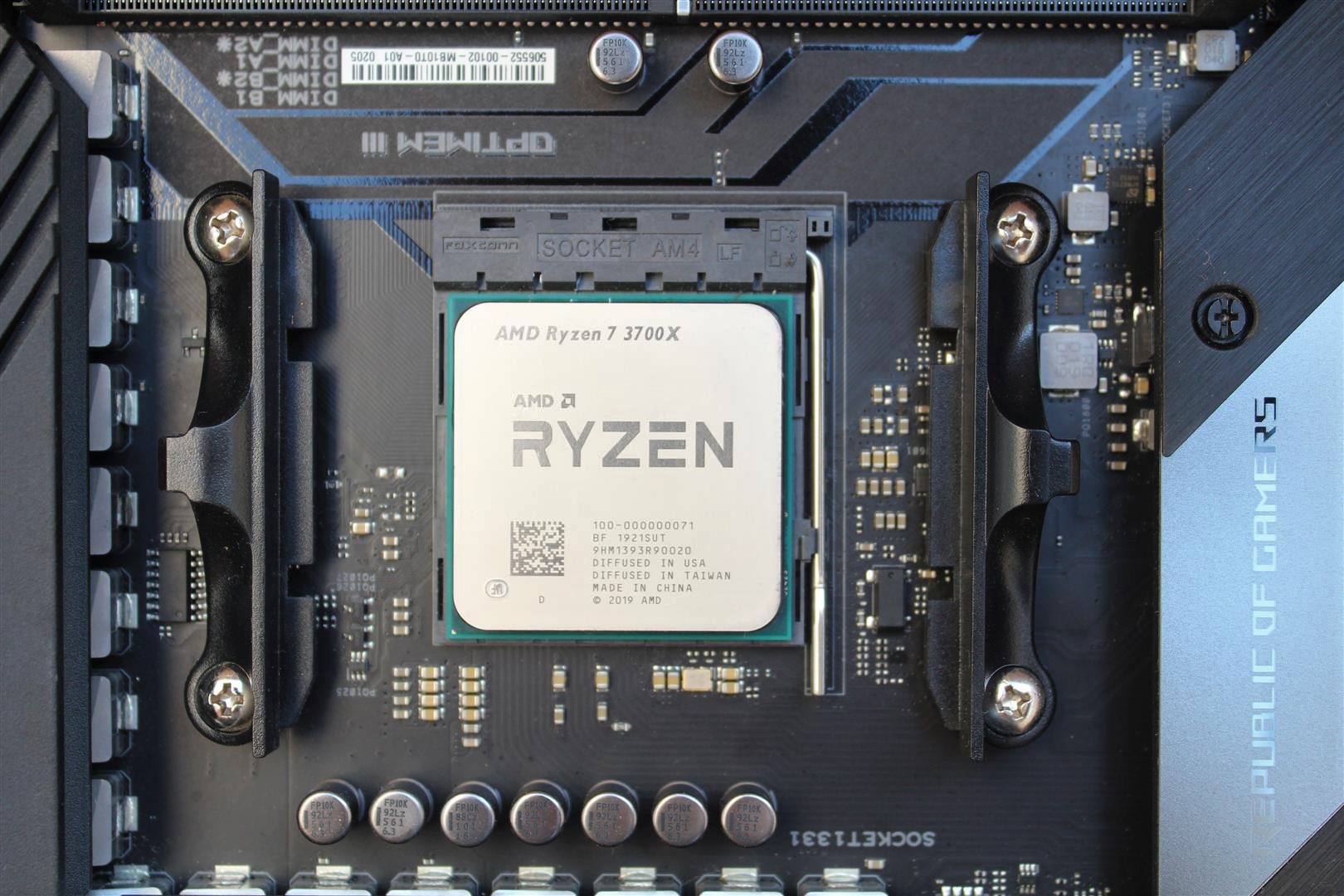 AMD Ryzen 7 3700X Processor Review